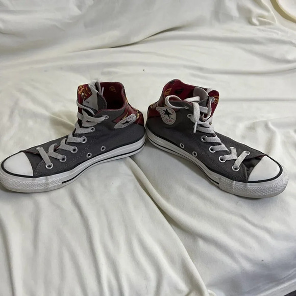 Size 5.5 - Converse Chuck Taylor All Star High Top Superman edition - Picture 2 of 7